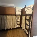 El Albuergo Hostel *