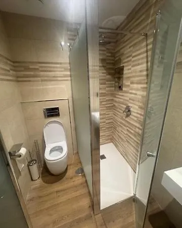 El Albuergo Hostel