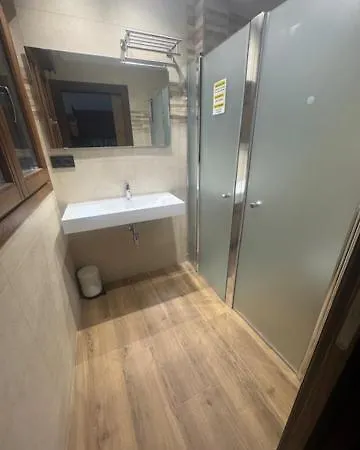 El Albuergo 라네스